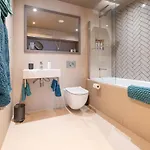 Entire 2 Bed - Free Parking - No. 35 - The Cosy Collection Ltd 아파트 *