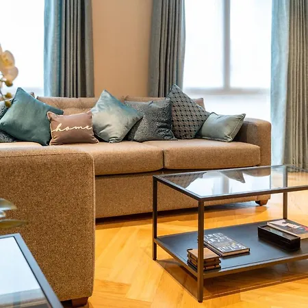 Apartment Entire 2 Bed - Free Parking - No. 35 - The Cosy Collection Ltd